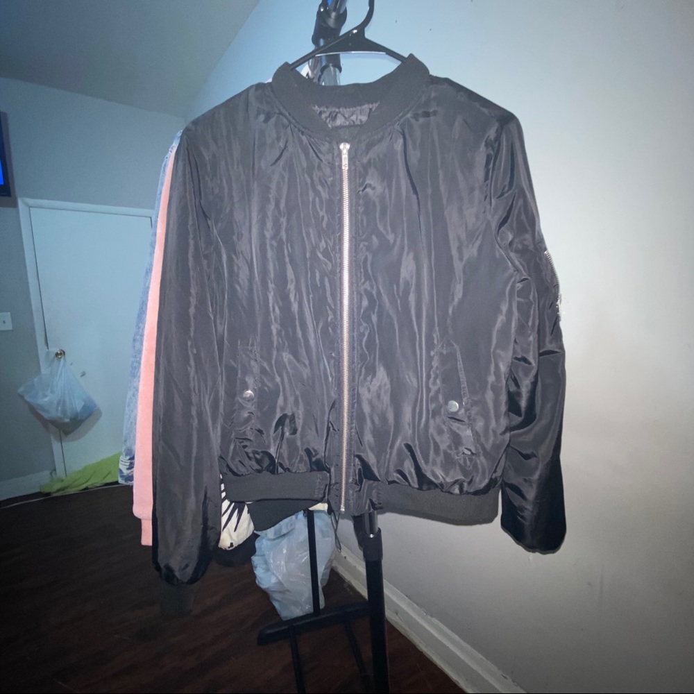 Bomber jacket